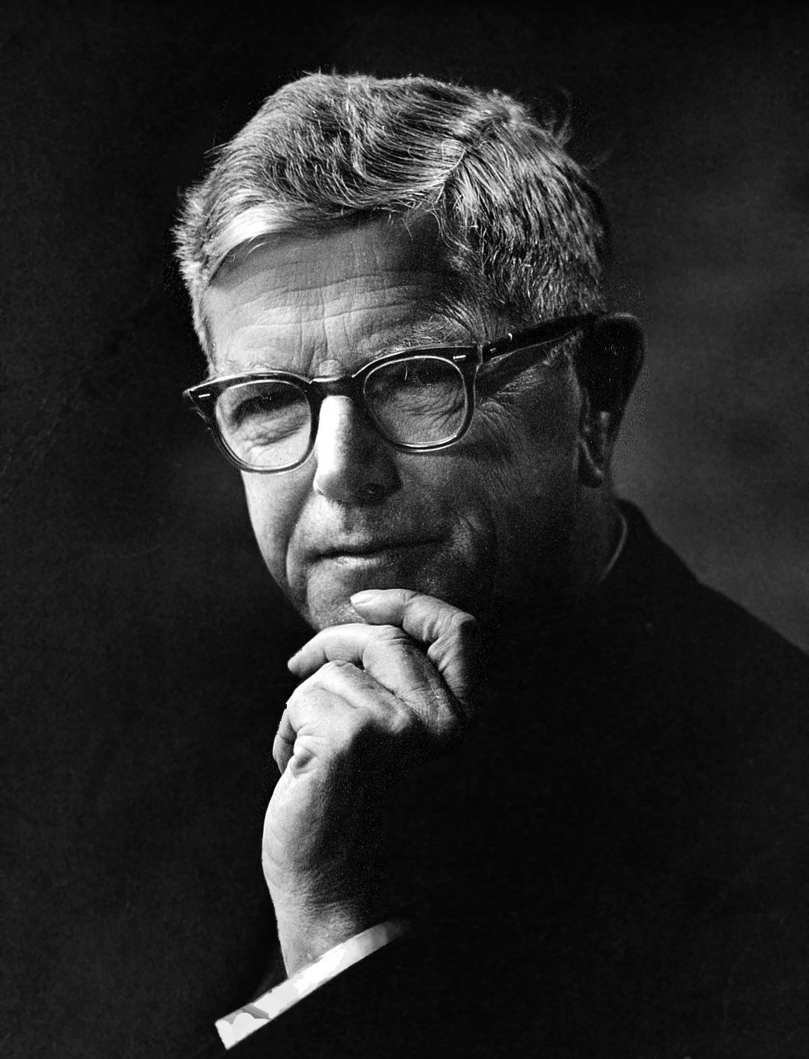 Frank Macfarlane (sir) BURNET